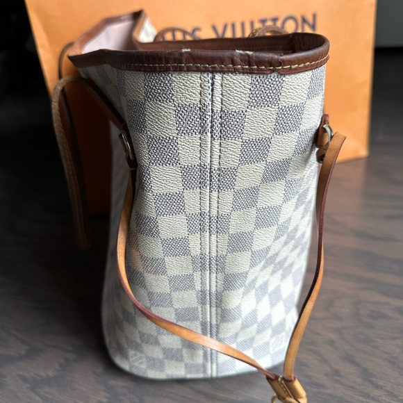 Louis Vuitton Never Full Pink Interior with original box, bag & dust pouch - Picture 6 of 17